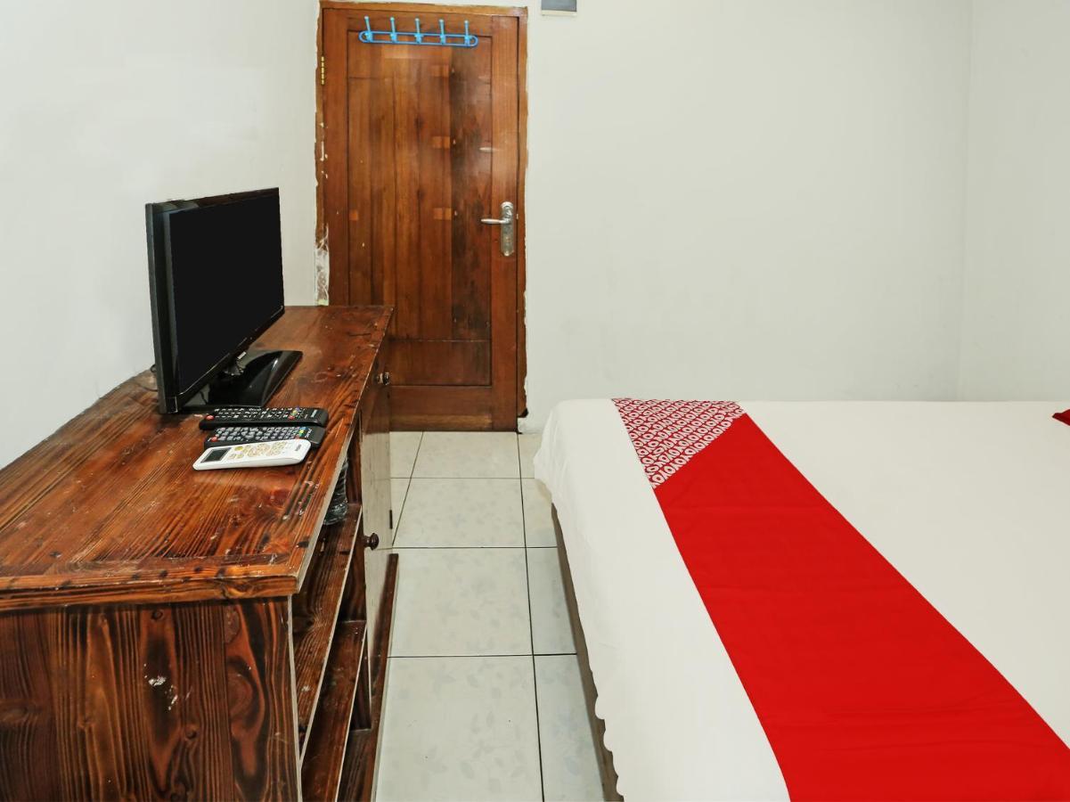 Oyo 92470 Hotel Sahabat 2 当格浪 外观 照片