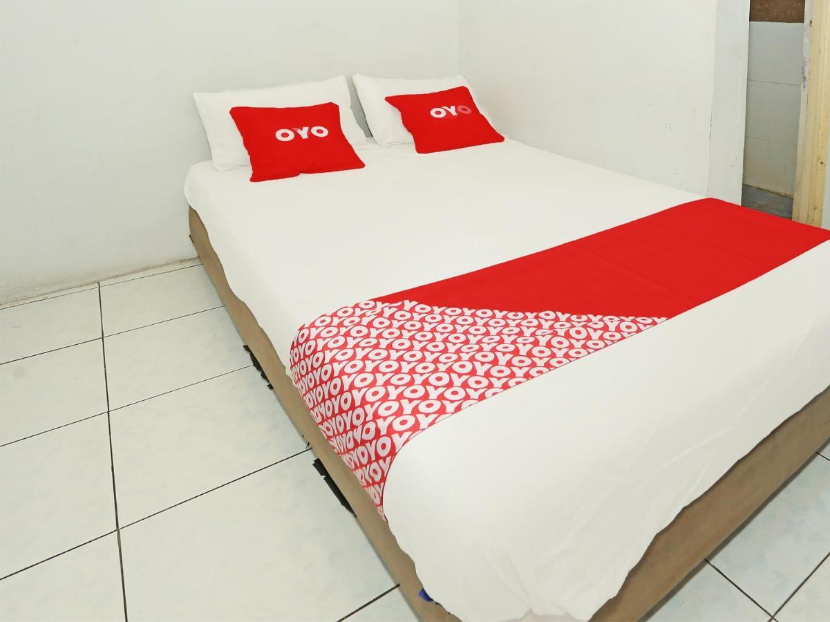 Oyo 92470 Hotel Sahabat 2 当格浪 外观 照片
